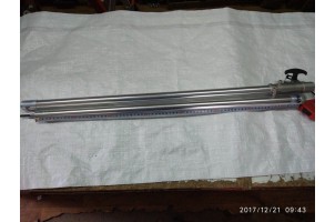 Вал в зборі дві частини + з'єднувач квадрат діаметр 26 мм або 28мм для мотокос